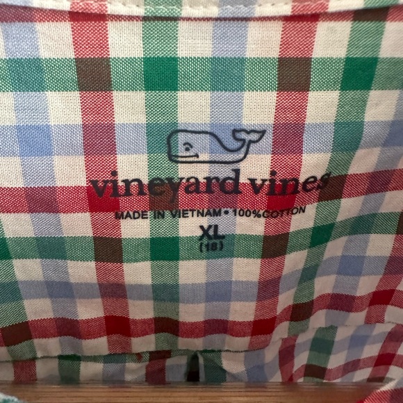 Boys Vineyard Vines Button Down (XL) - Picture 3 of 4